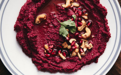 Hummus with beetroot, pink pepper and nuts
